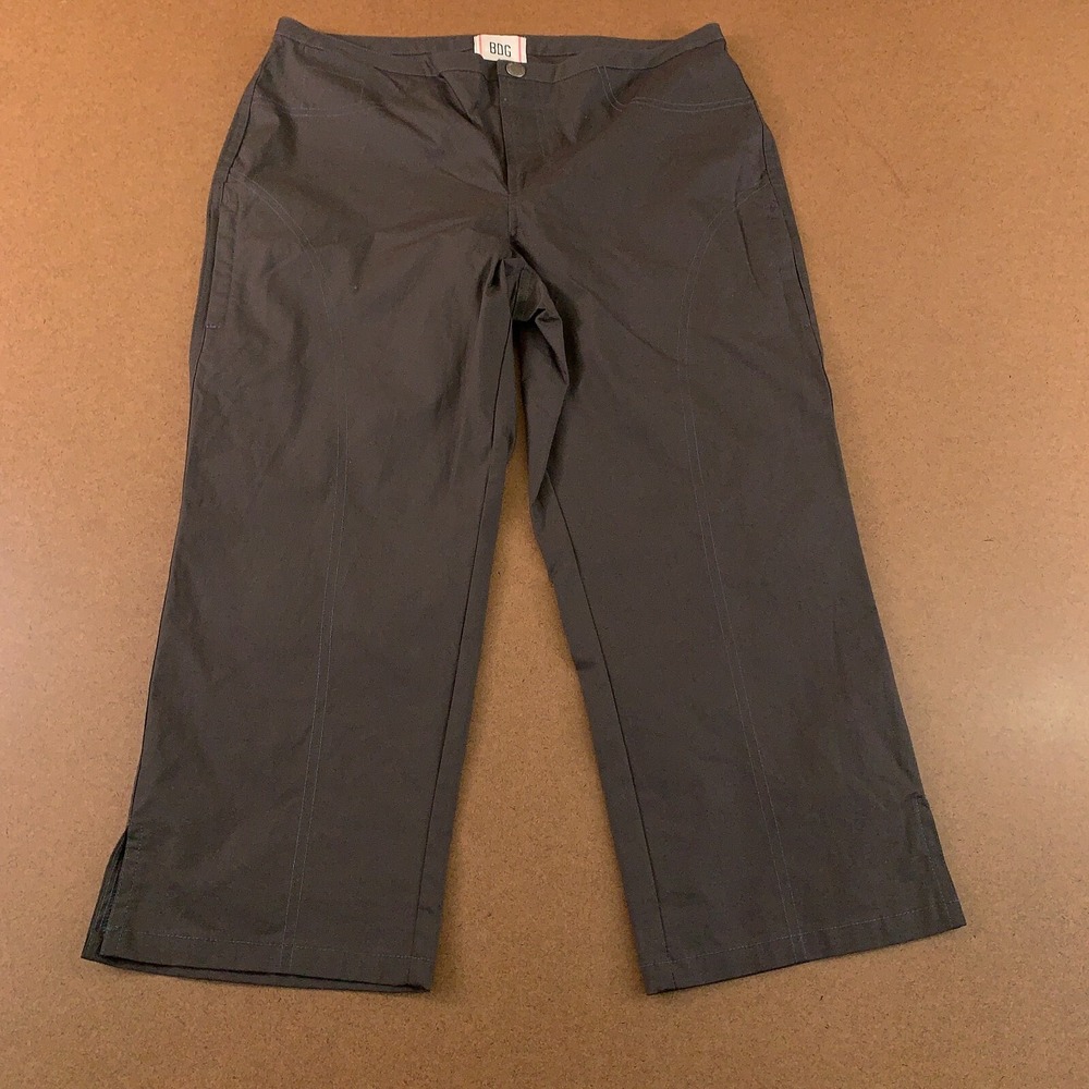 BDG Womens Size 8 Charcoal Slim Fit Low Rise Chrishell Capri Pant New